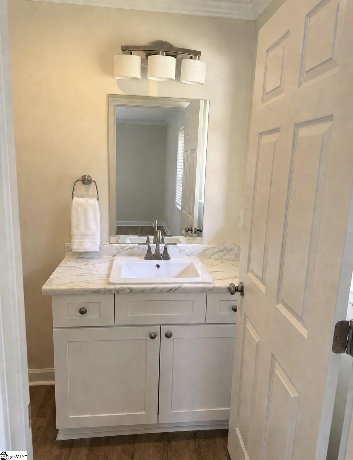 103 Oak Forest Drive Property Photo 25
