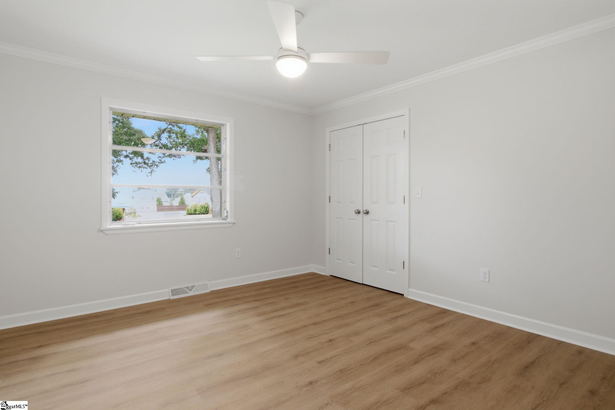 103 Oak Forest Drive Property Photo 32