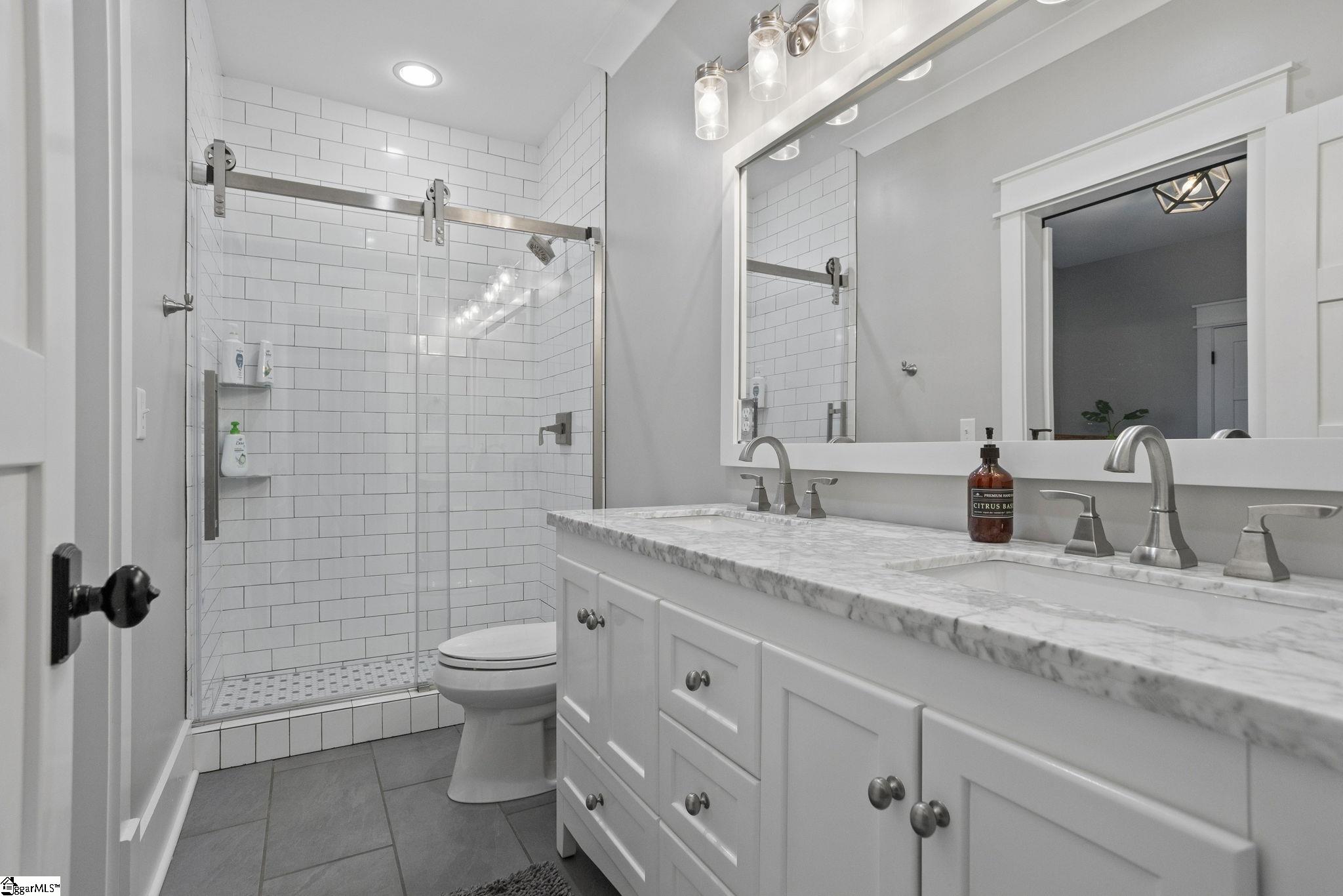 148 Cedar Bluff Court Property Photo 28