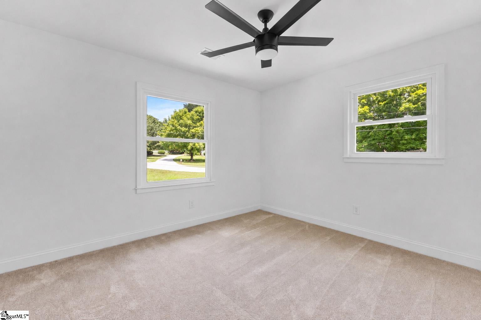 2 Melbourne Lane Property Photo 20