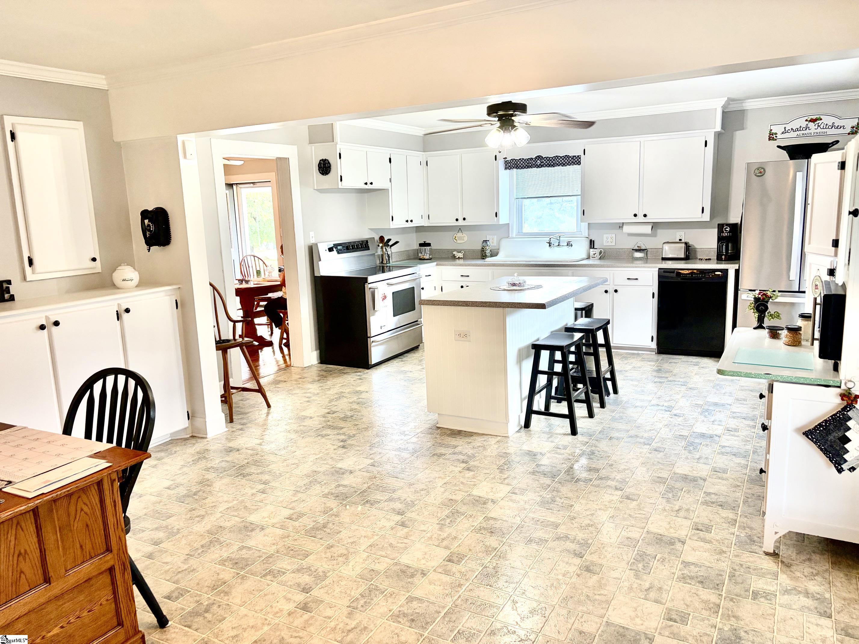 550 Martin Camp Road Property Photo 10