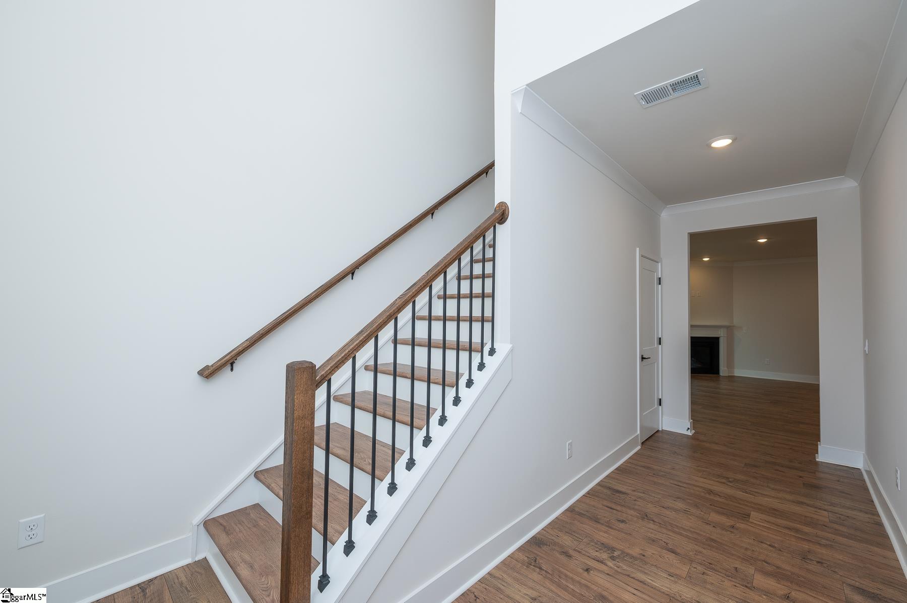 1000 Gresham Place Property Photo 3