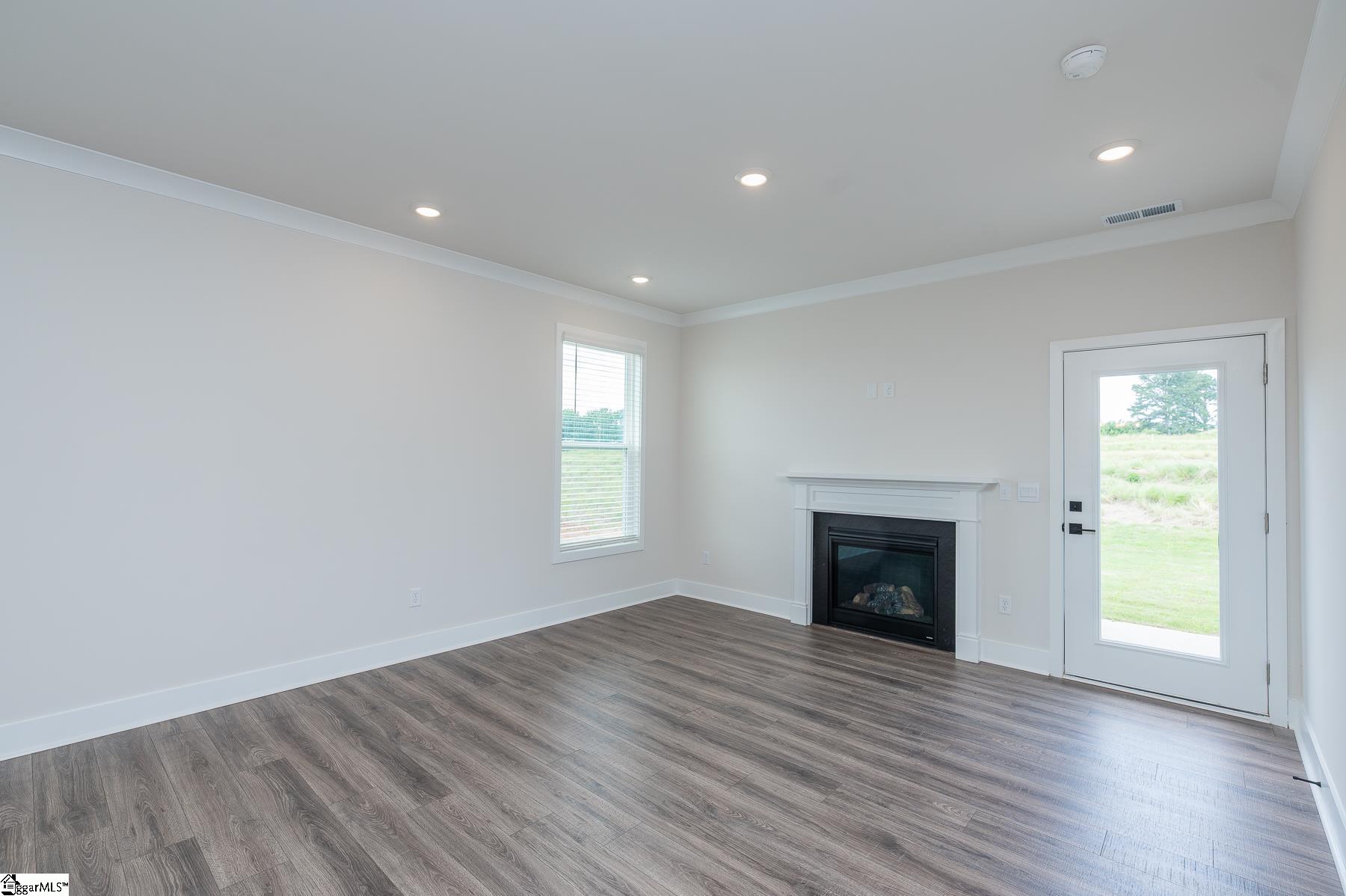 1004 Gresham Place Property Photo 11