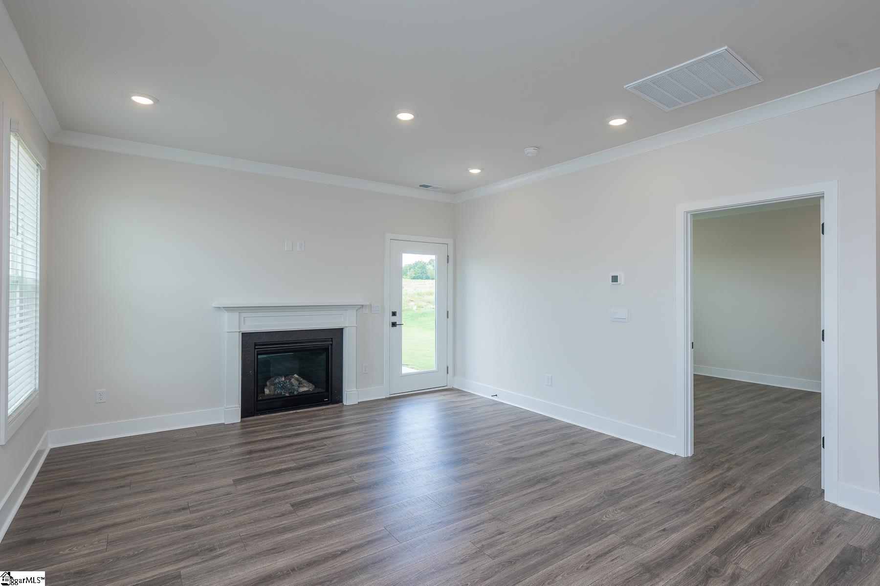 1004 Gresham Place Property Photo 12
