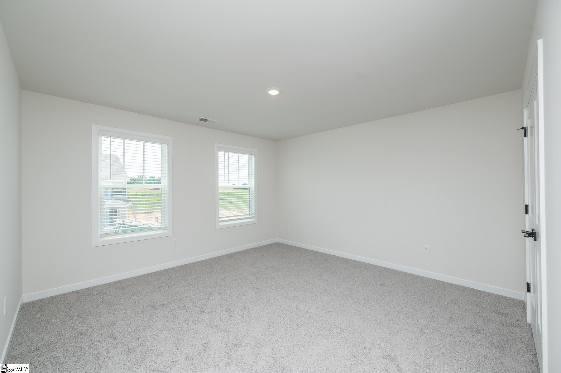 1004 Gresham Place Property Photo 25