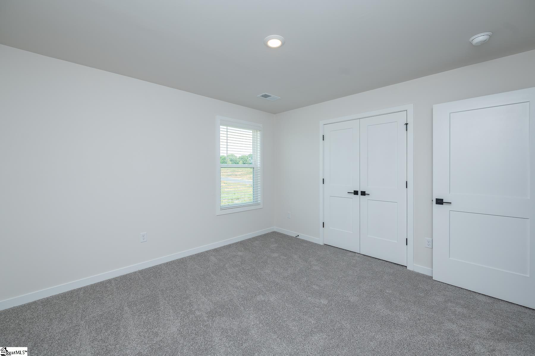 1004 Gresham Place Property Photo 32