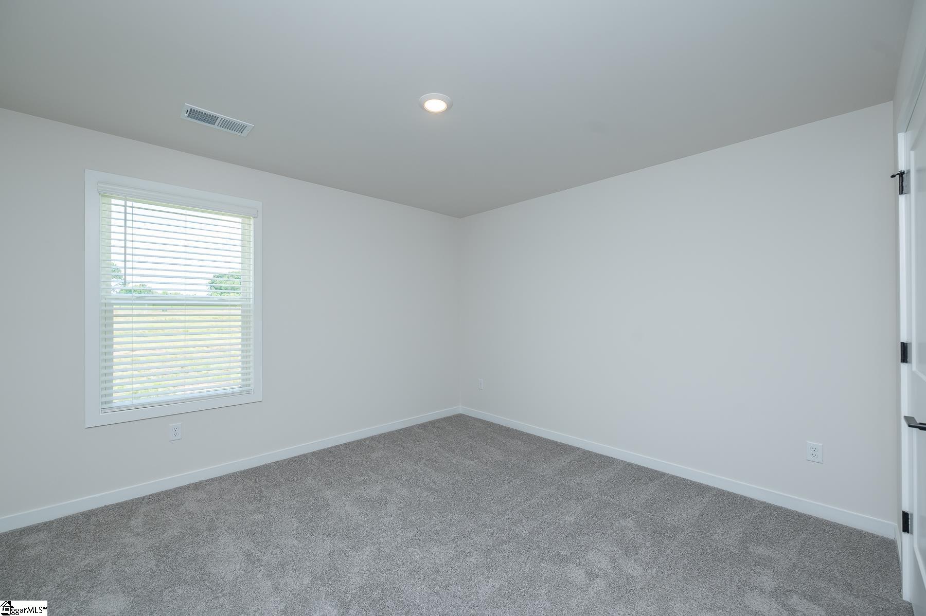 1004 Gresham Place Property Photo 33