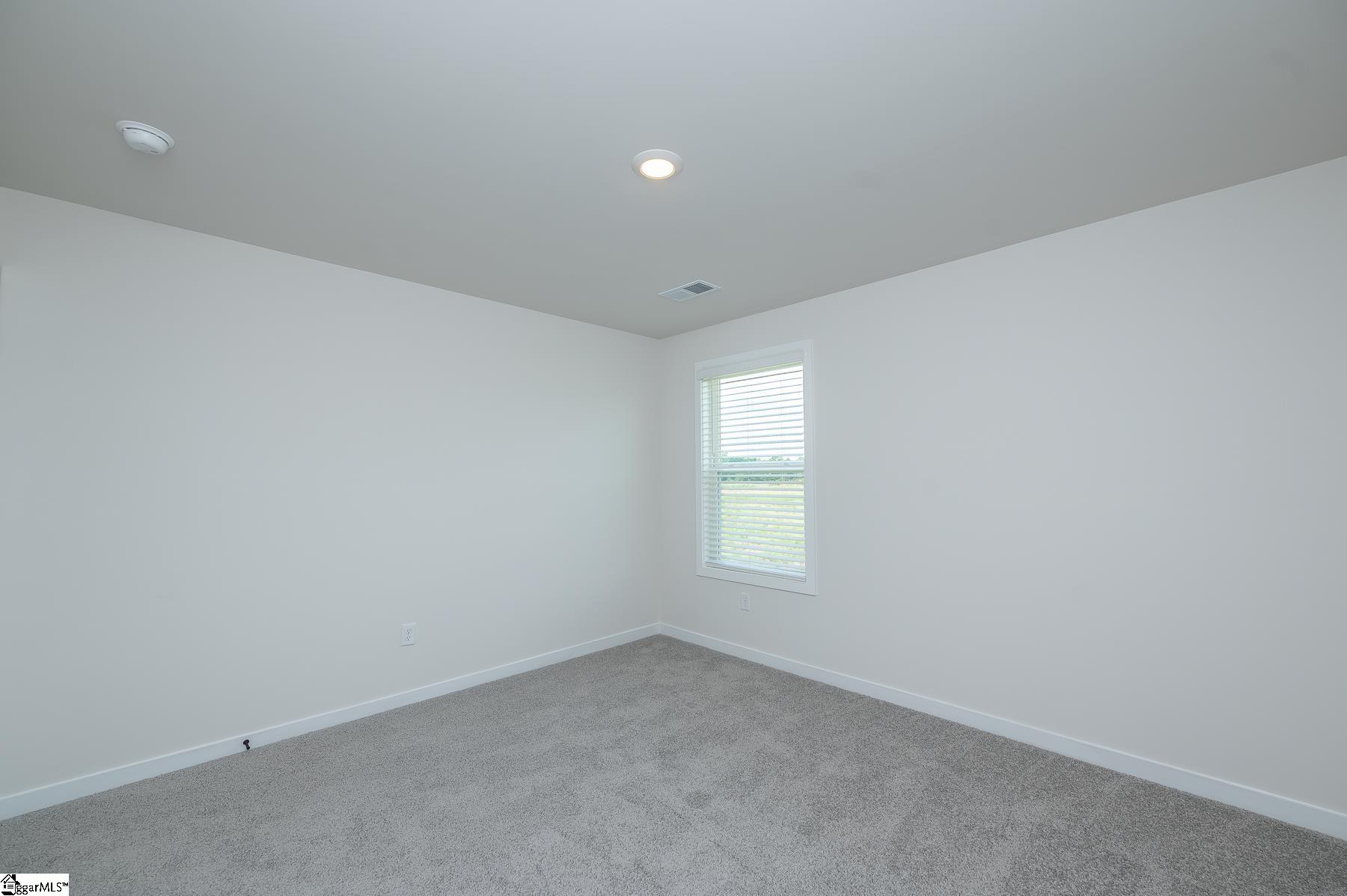 1004 Gresham Place Property Photo 34