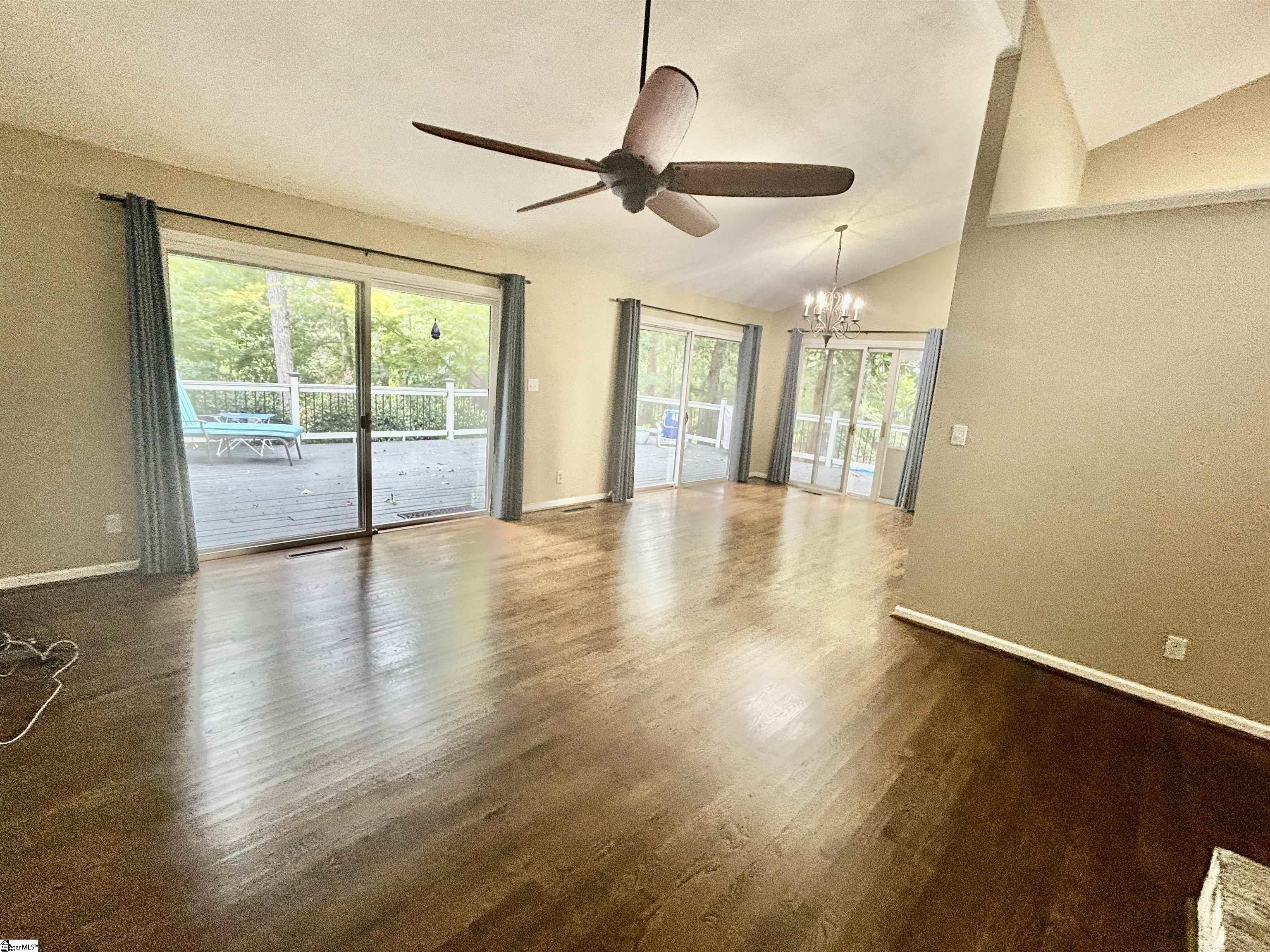 121 Circle Drive Property Photo 7