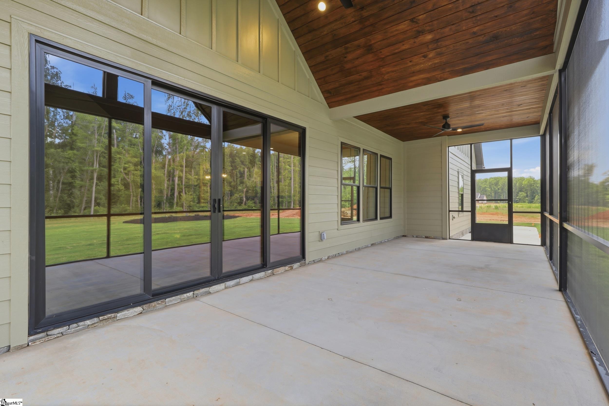 4088 Hollybank Drive Property Photo 22
