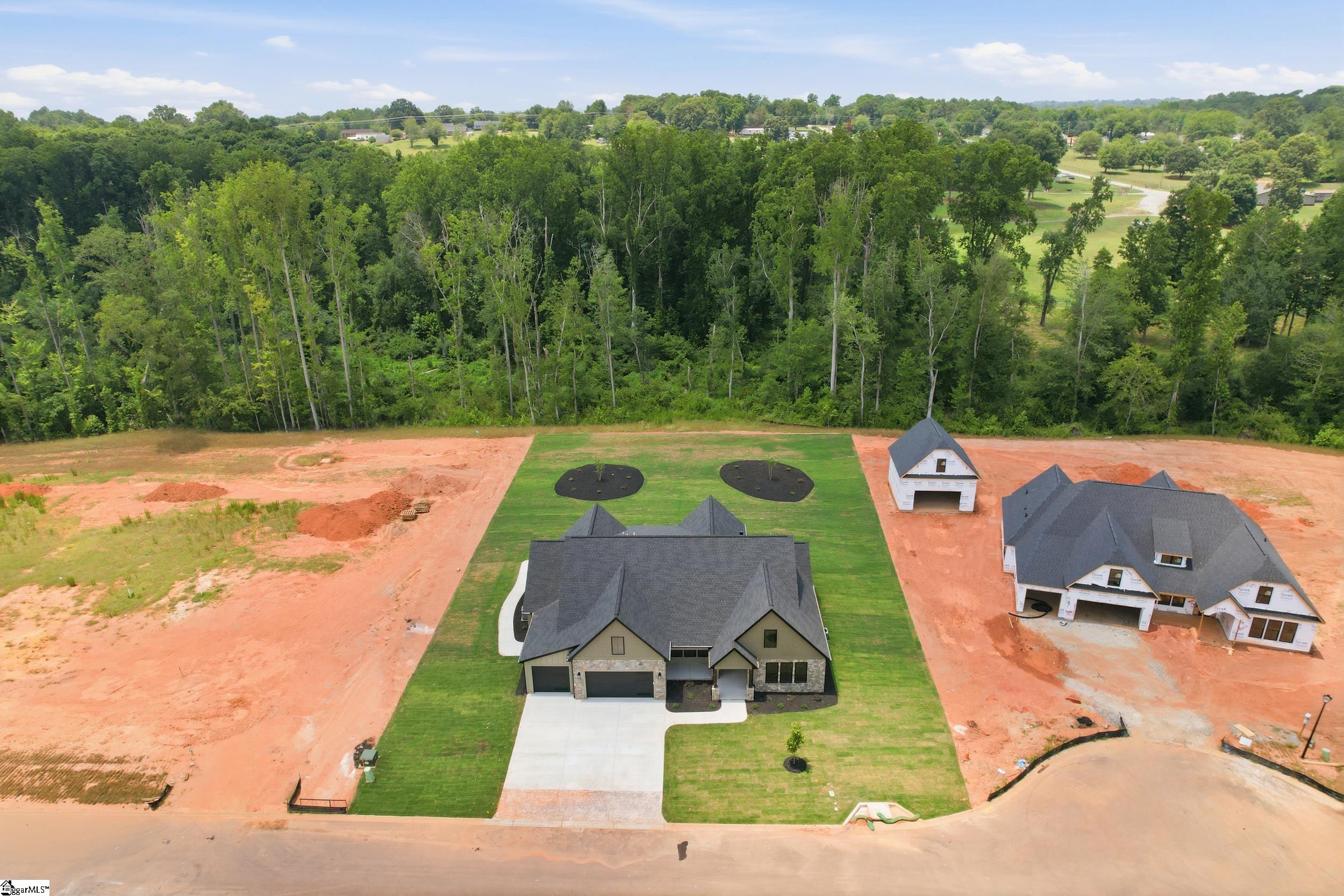 4088 Hollybank Drive Property Photo 25
