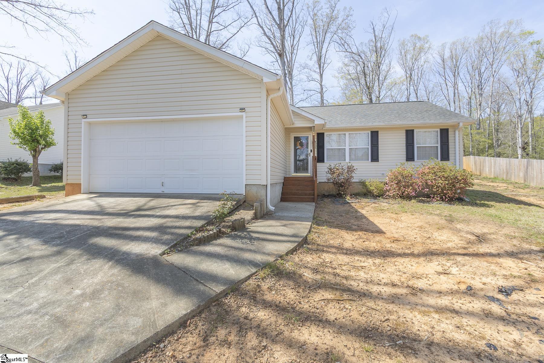 107 Brookside Circle Property Photo 1