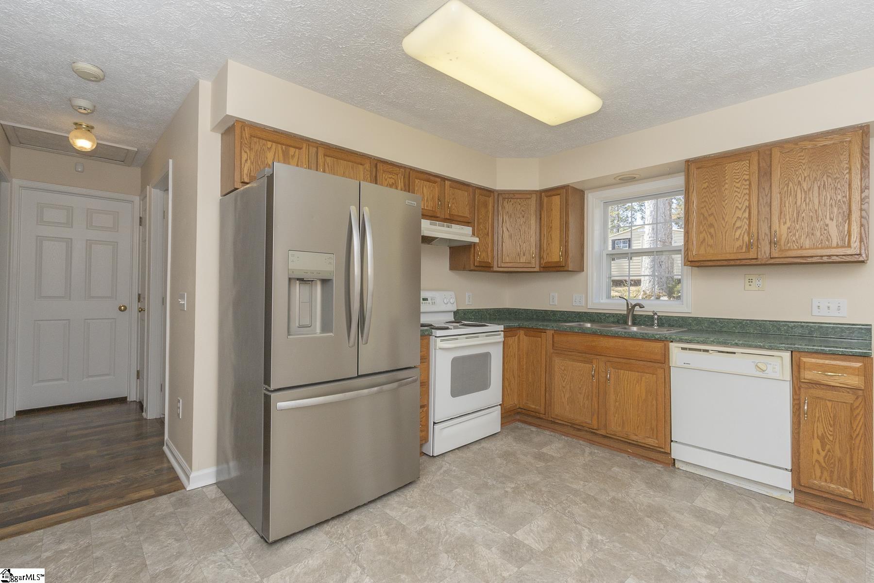 107 Brookside Circle Property Photo 9