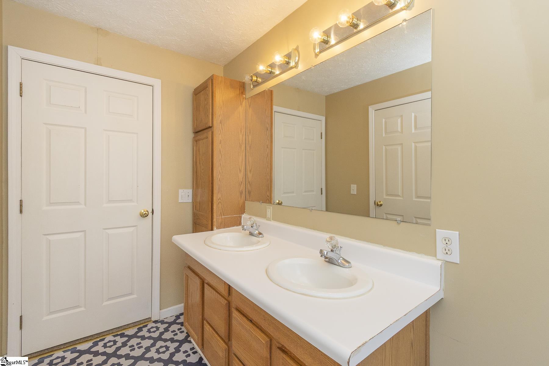 107 Brookside Circle Property Photo 20