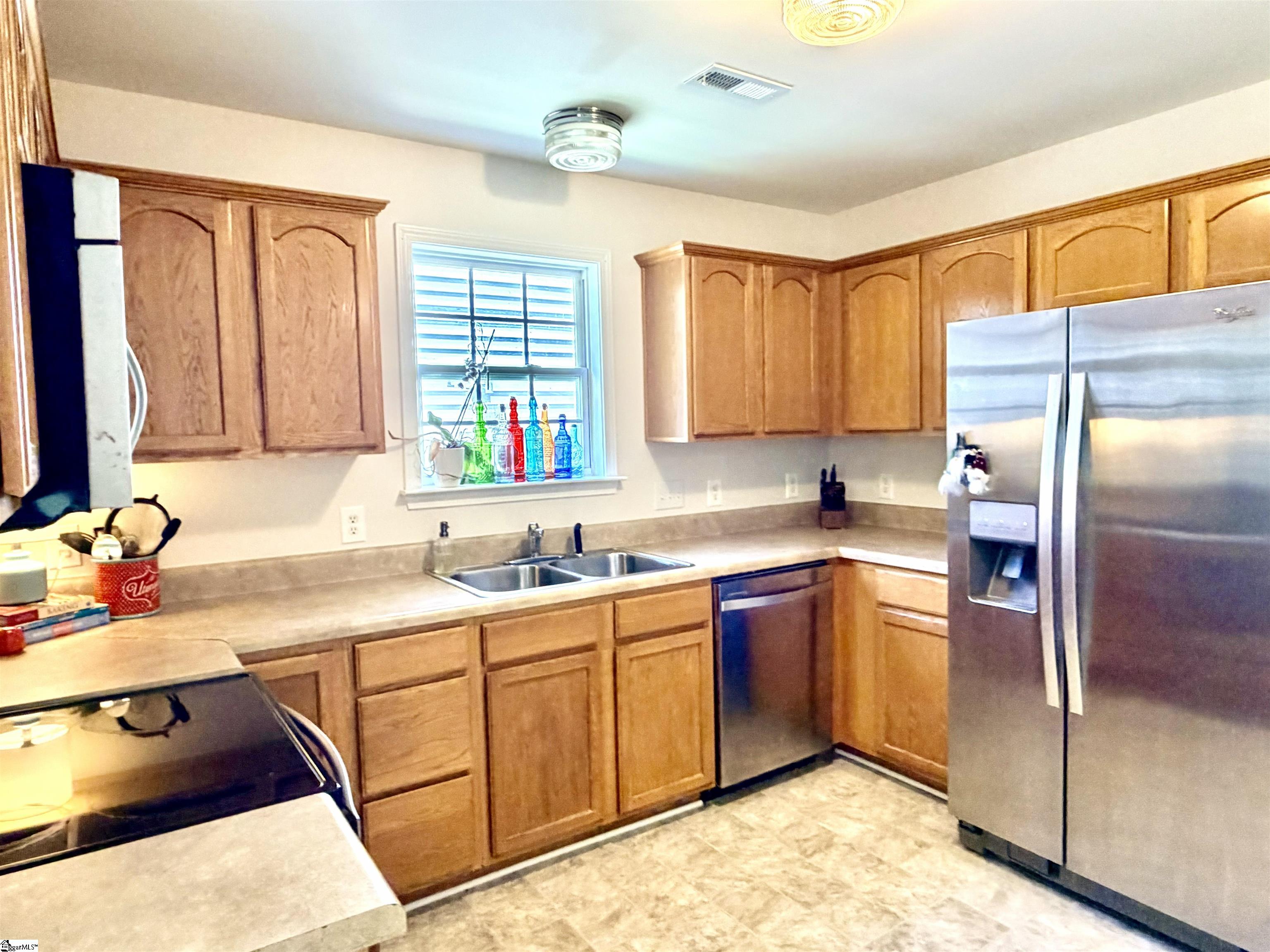 5 Cedar Brook Court Property Photo 3