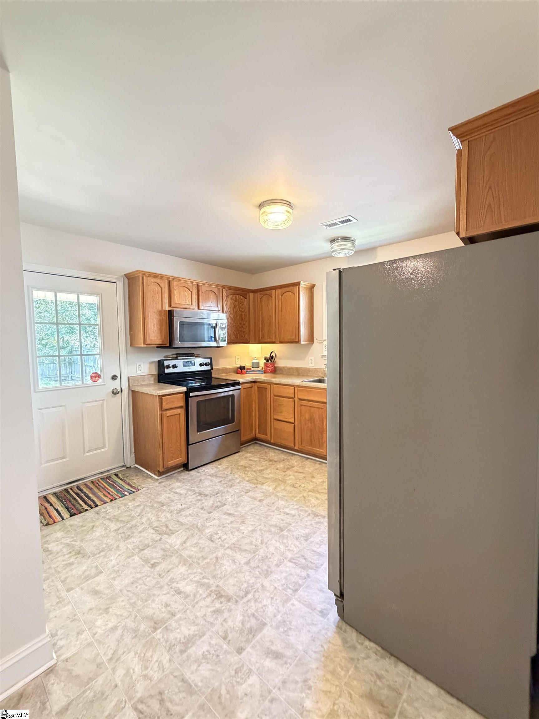5 Cedar Brook Court Property Photo 4