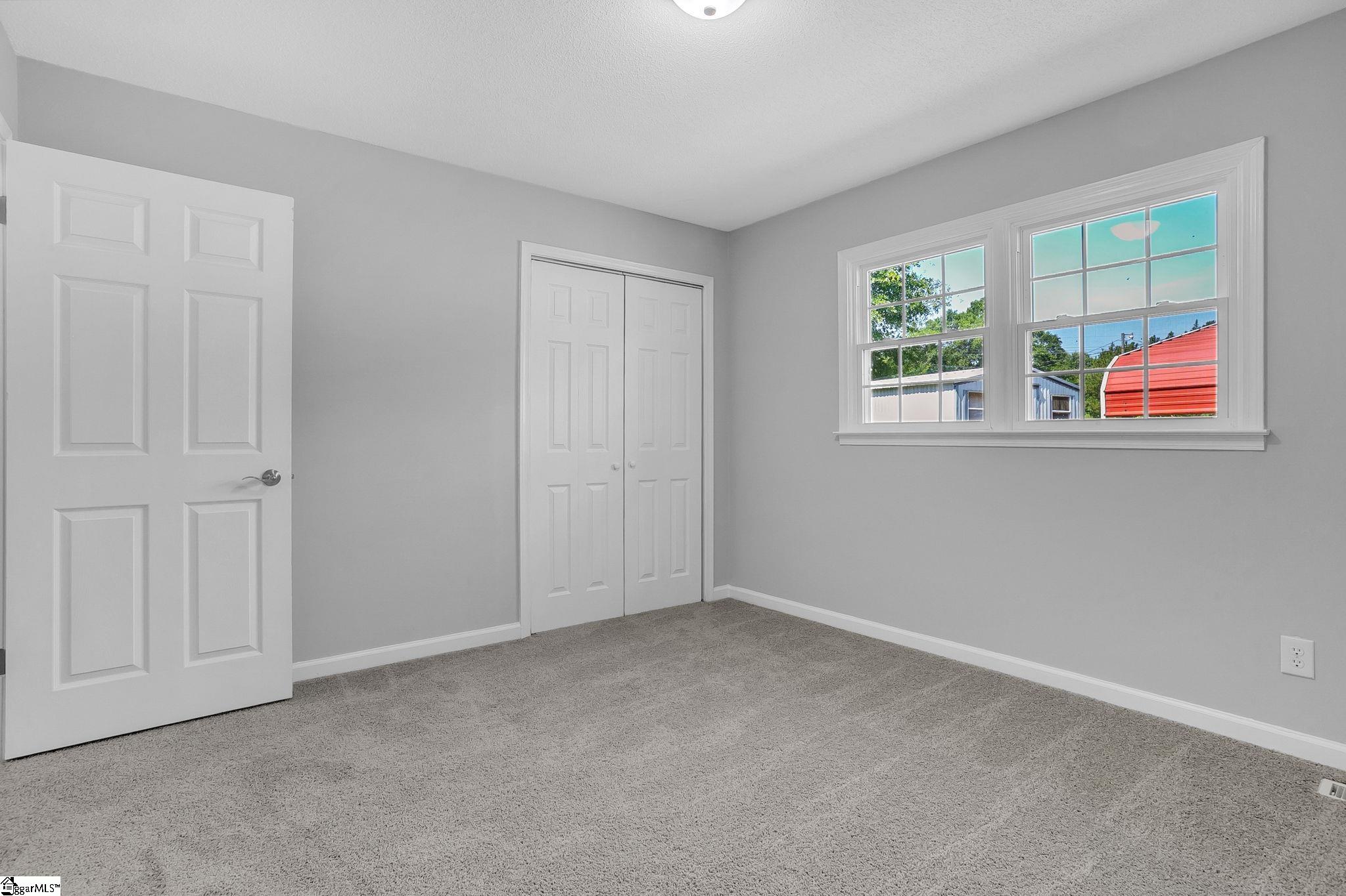1500 Mountain View Road Property Photo 24