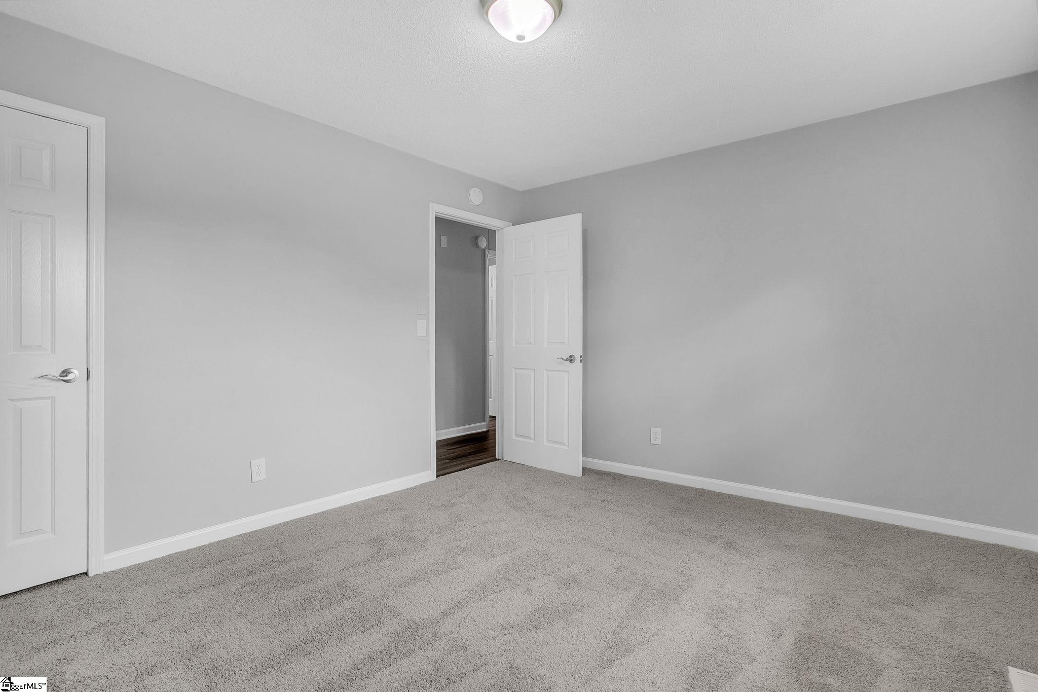 1500 Mountain View Road Property Photo 26