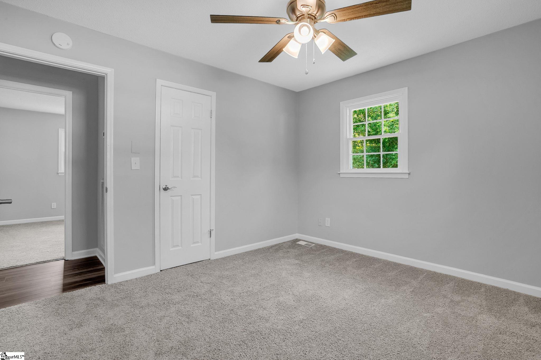 1500 Mountain View Road Property Photo 30