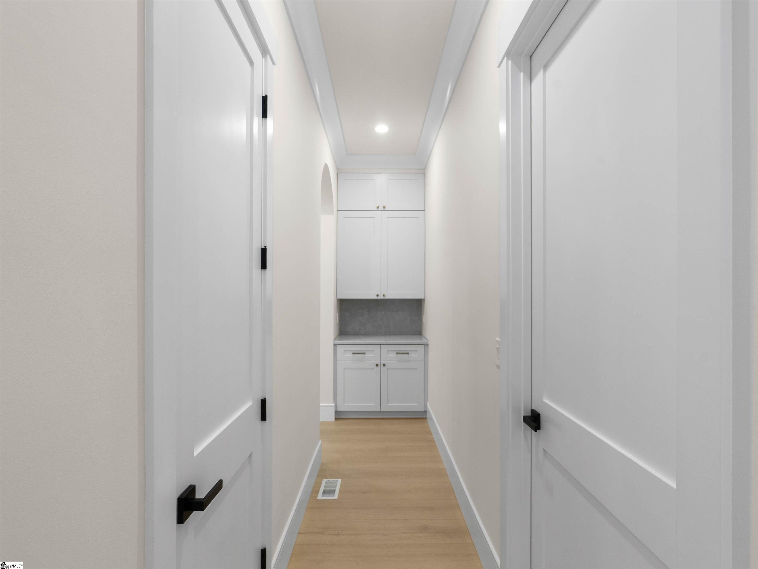 1596928 Property Photo 23