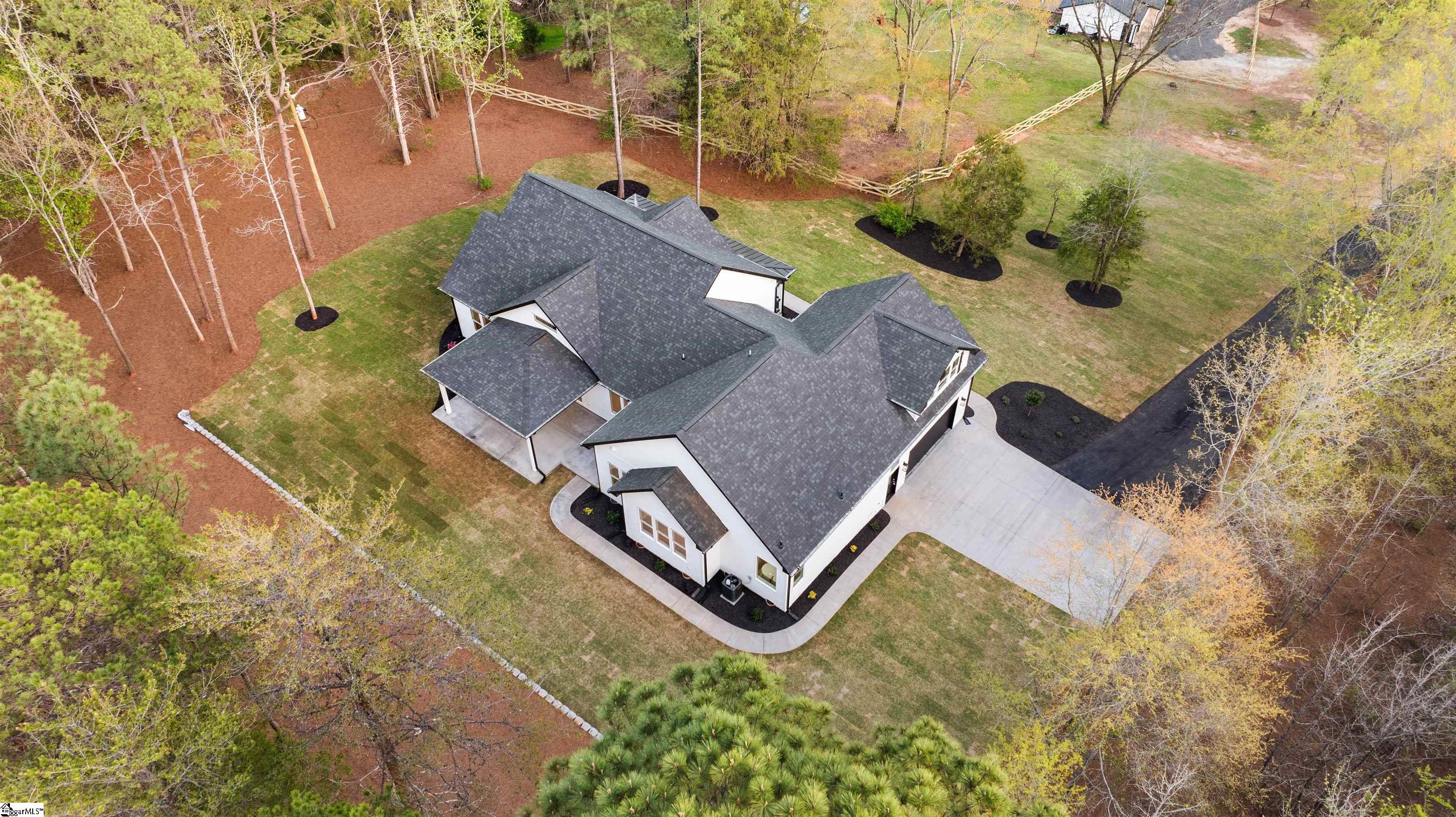 1596928 Property Photo 46