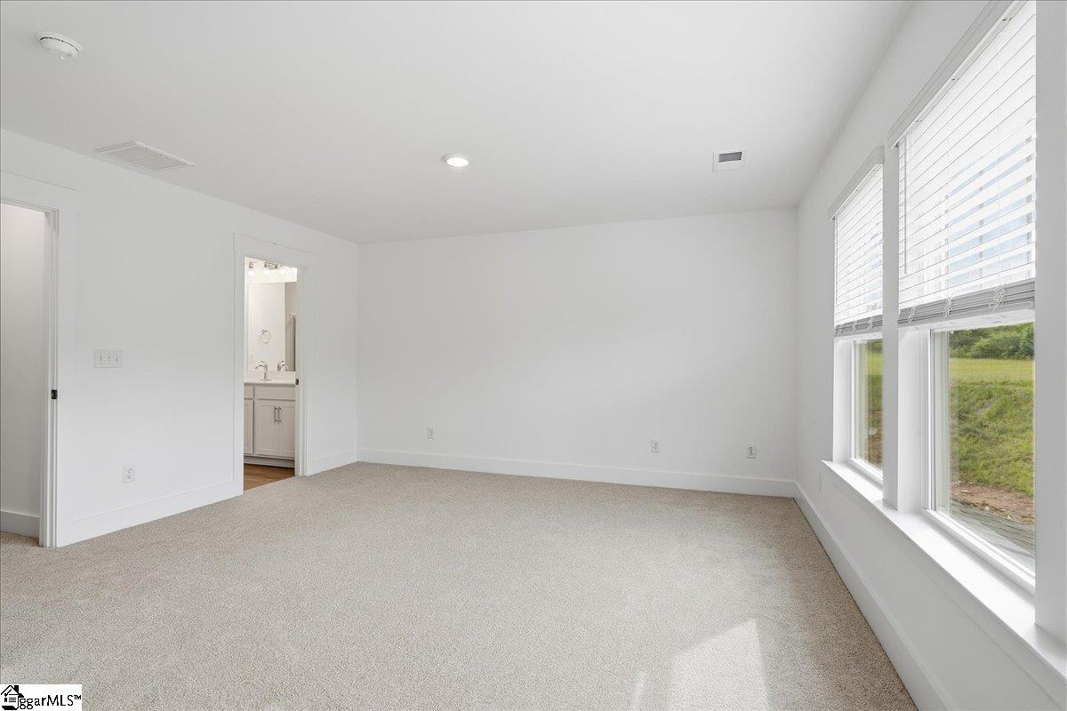 28 Shoemaker Road Property Photo 18