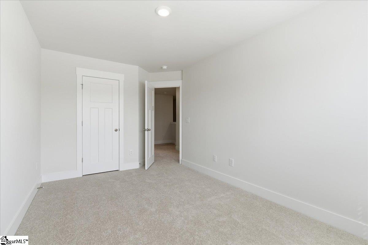 105 Redfield Place Property Photo 21