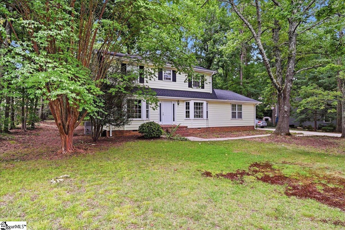 201 Crepe Myrtle Court Property Photo 3