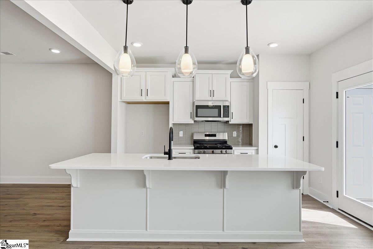 512 Round Rock Way Property Photo 4
