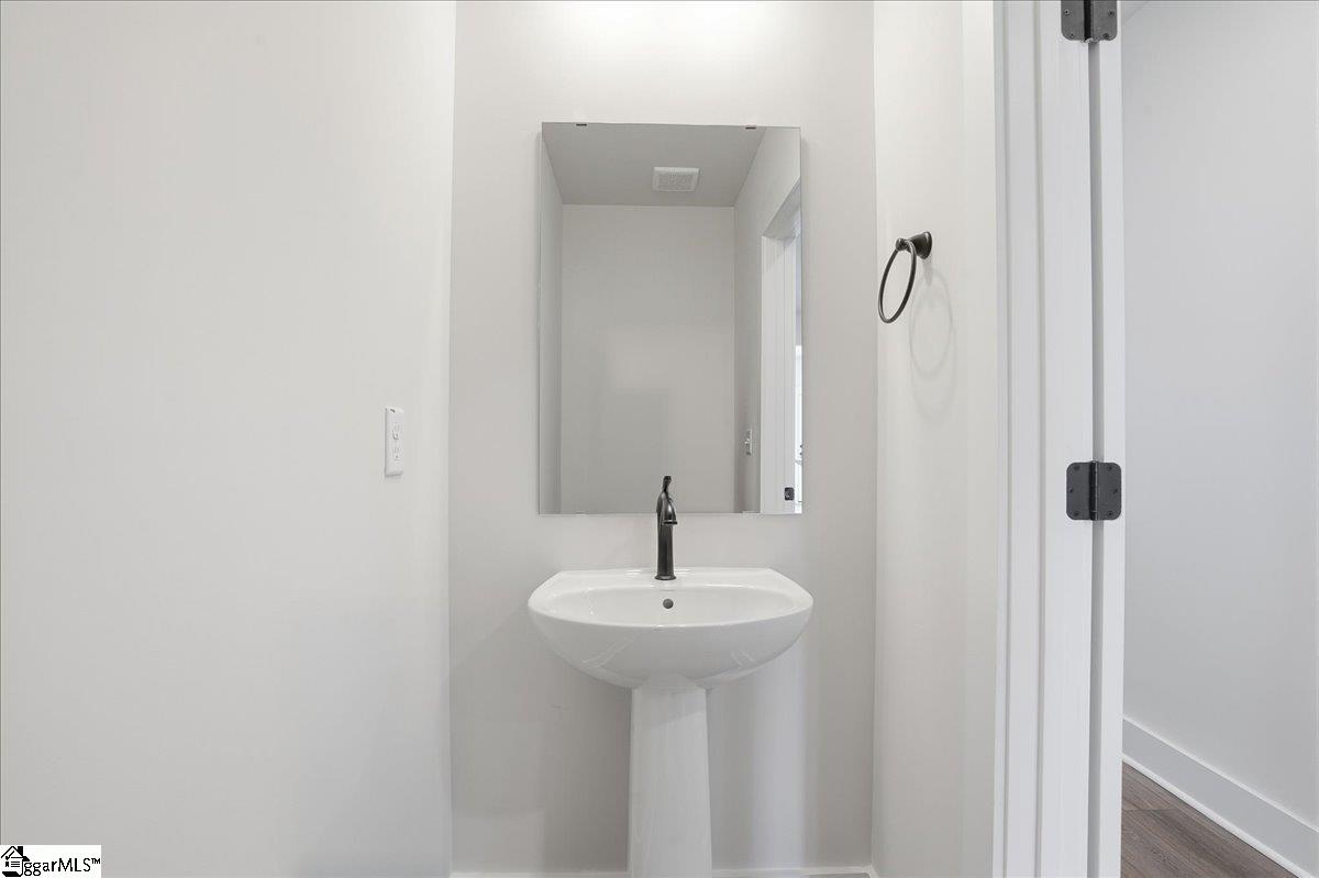 512 Round Rock Way Property Photo 12