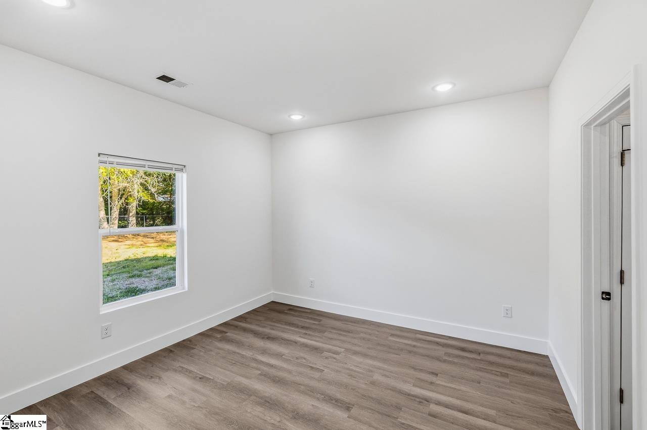 4050 Parris Bridge Road Property Photo 16