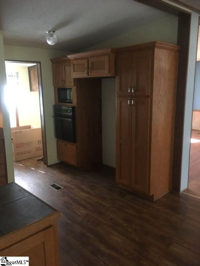 105 Gray Fox Lane Property Photo 10