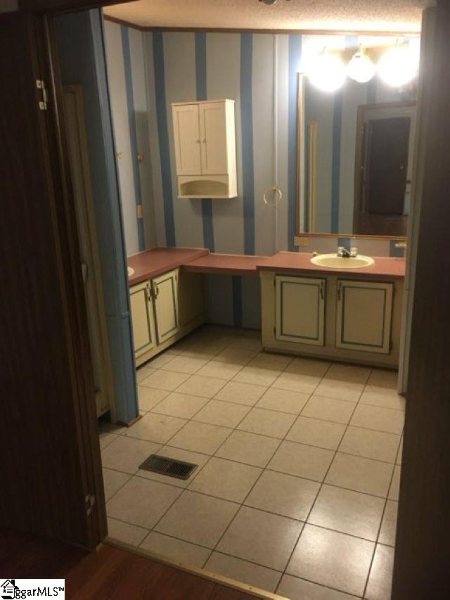 105 Gray Fox Lane Property Photo 14