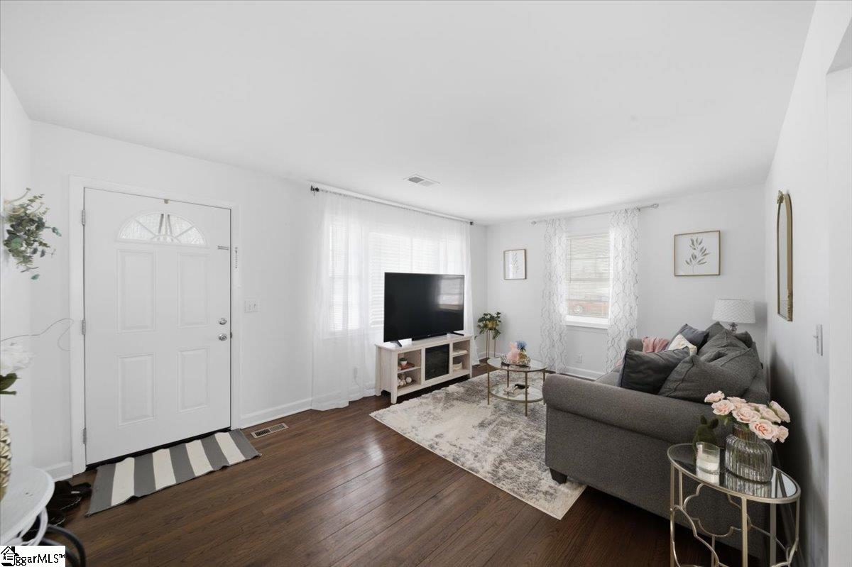 22 Ray Street Property Photo 5