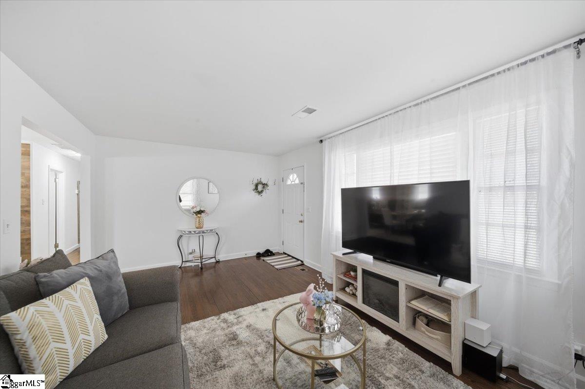 22 Ray Street Property Photo 6