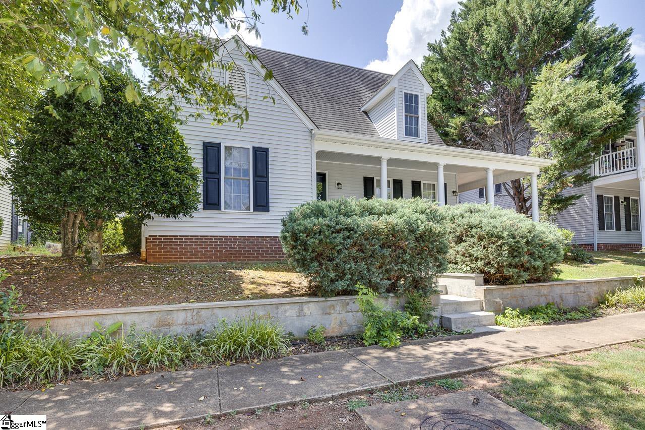 1010 Meehan Way Property Photo 2