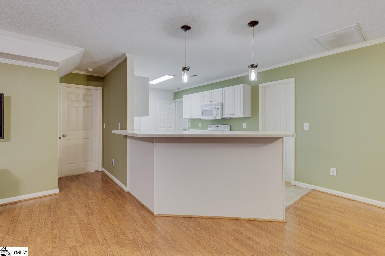 1010 Meehan Way Property Photo 10