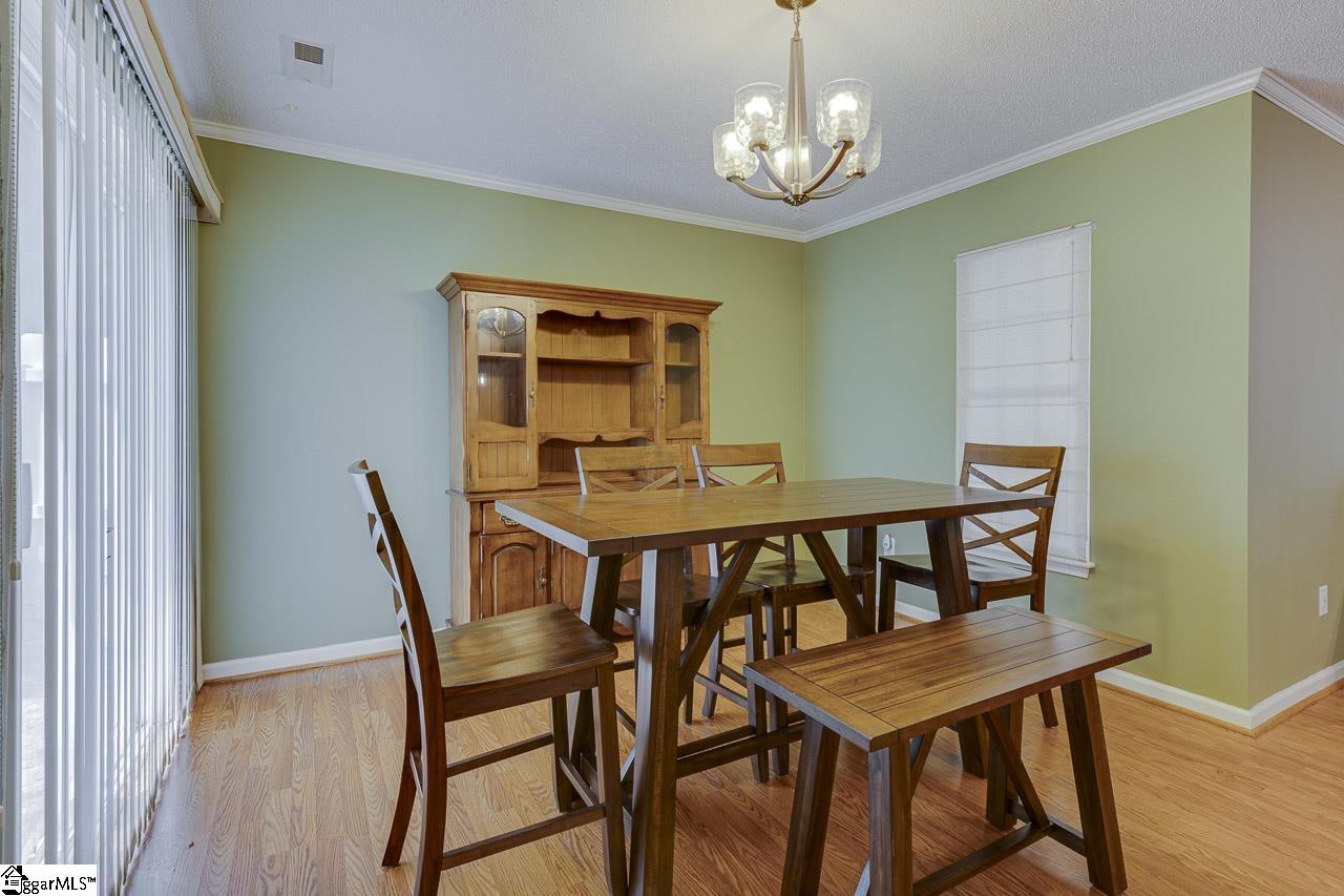 1010 Meehan Way Property Photo 12