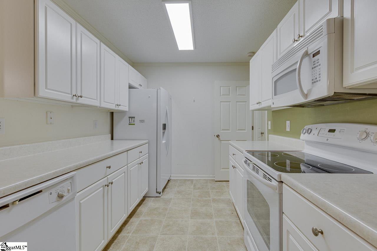 1010 Meehan Way Property Photo 15