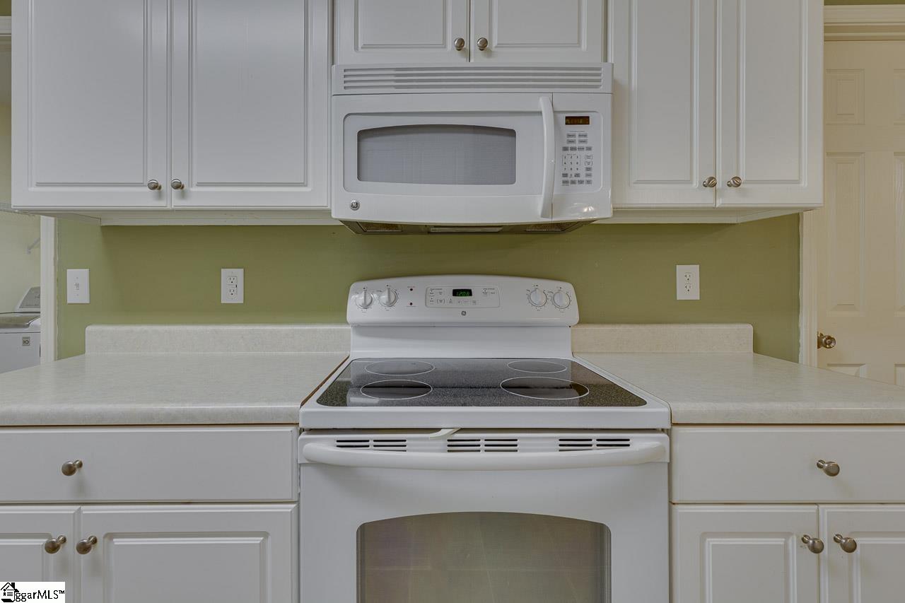 1010 Meehan Way Property Photo 16
