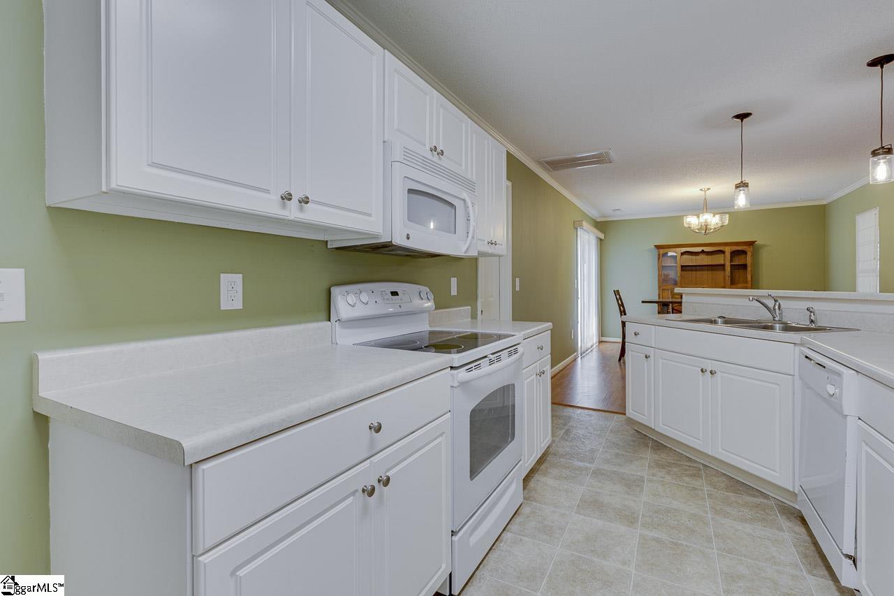 1010 Meehan Way Property Photo 17