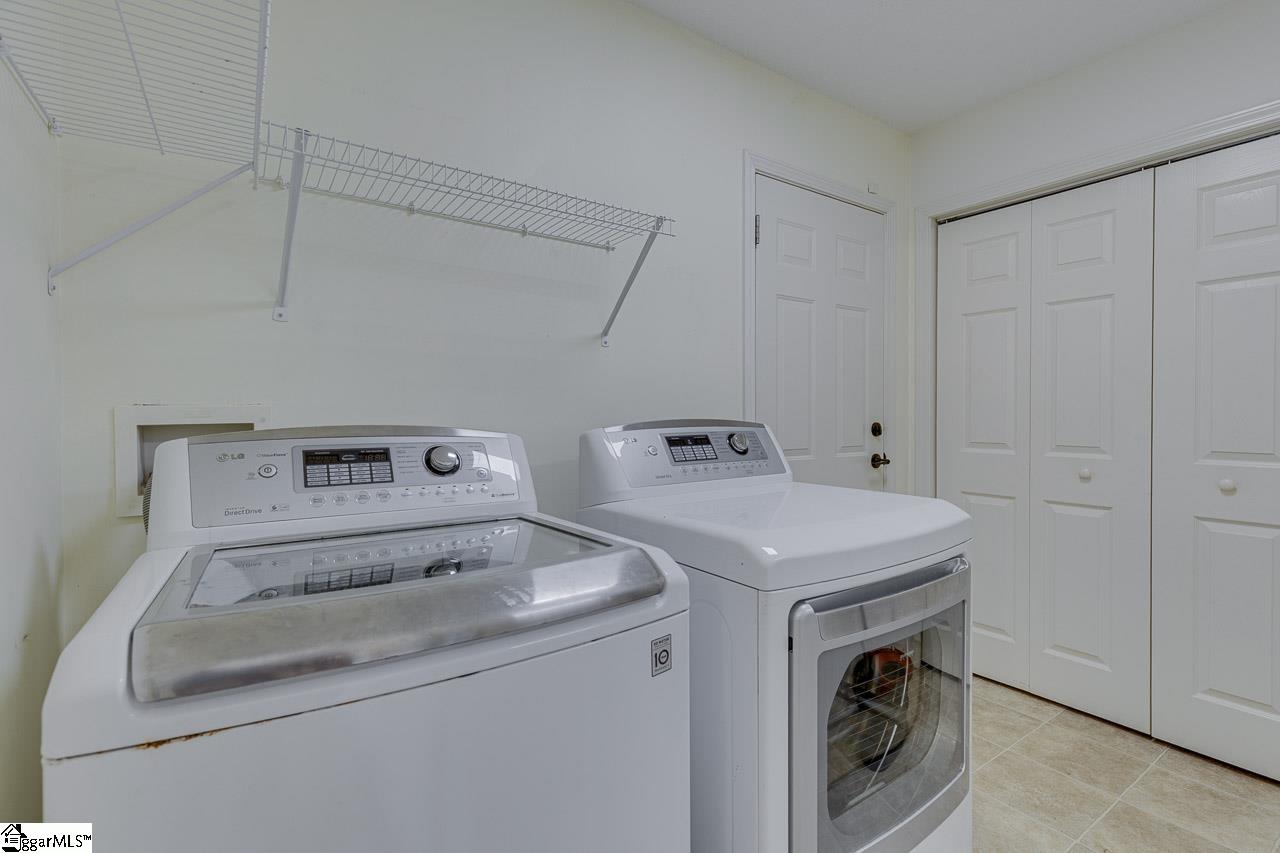 1010 Meehan Way Property Photo 21