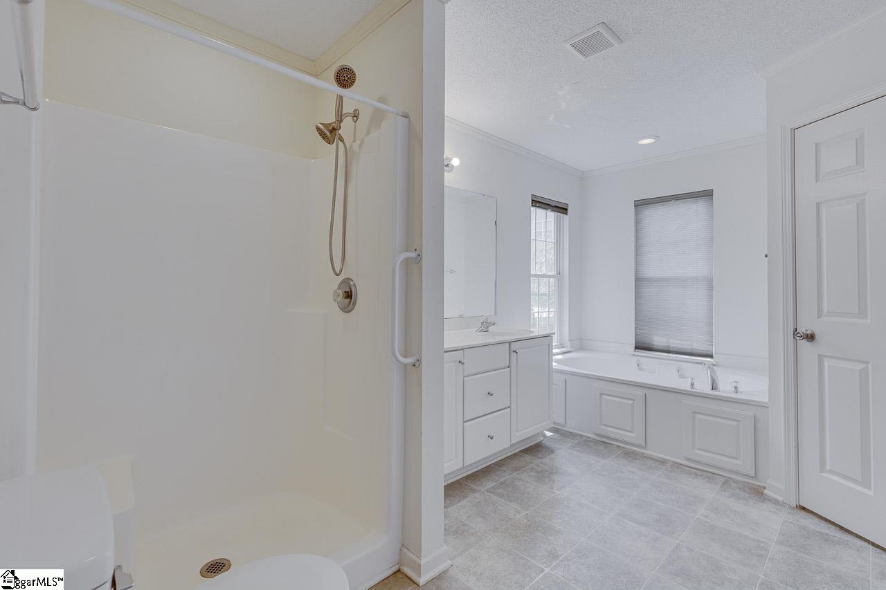 1010 Meehan Way Property Photo 22