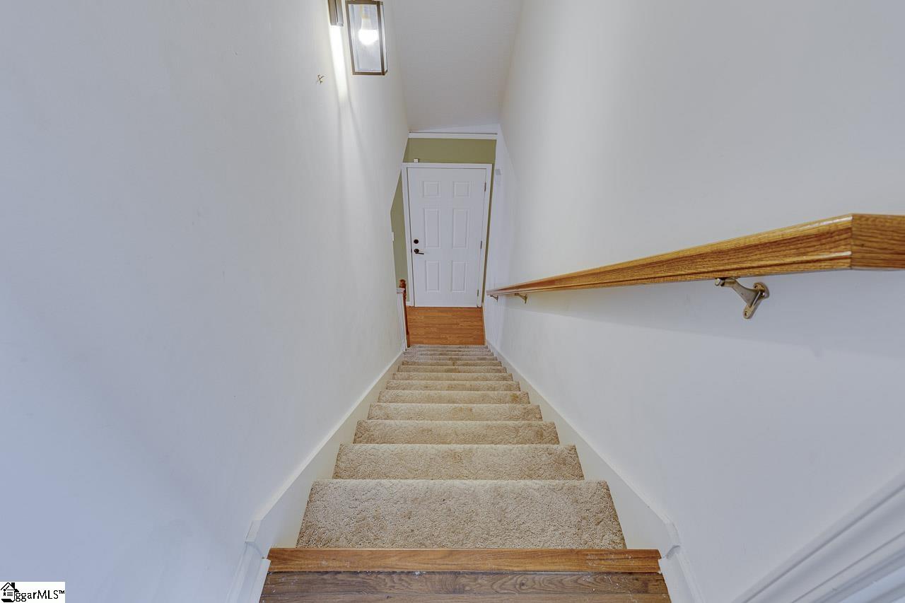 1010 Meehan Way Property Photo 27