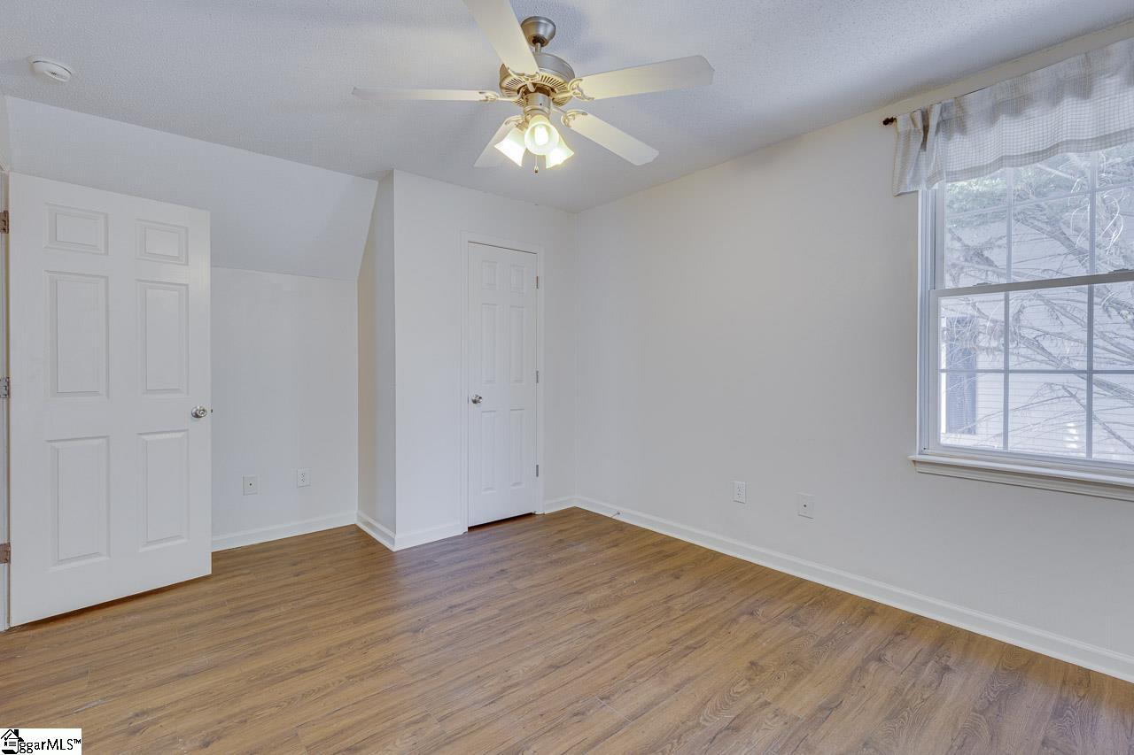 1010 Meehan Way Property Photo 34