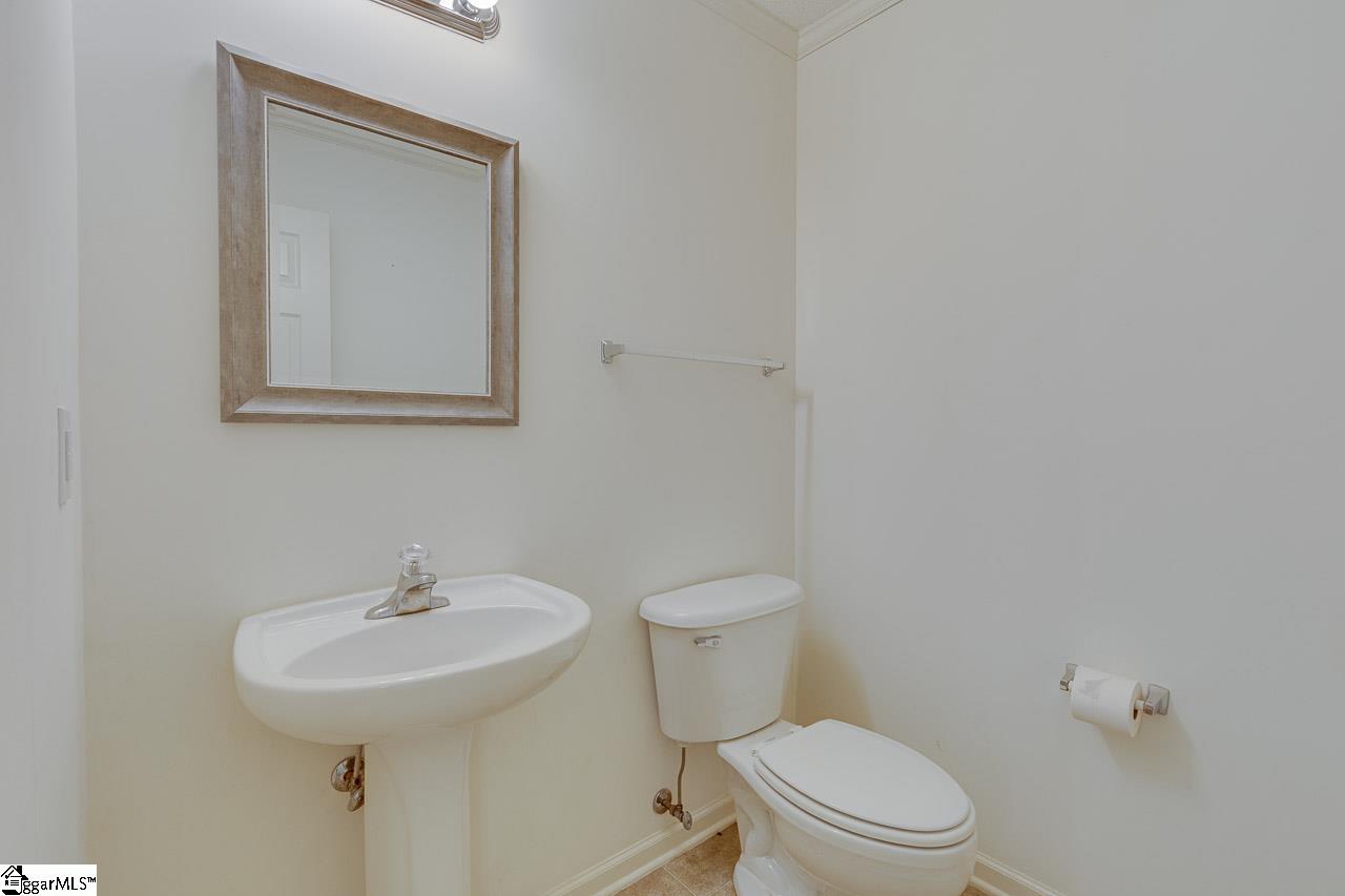1010 Meehan Way Property Photo 35