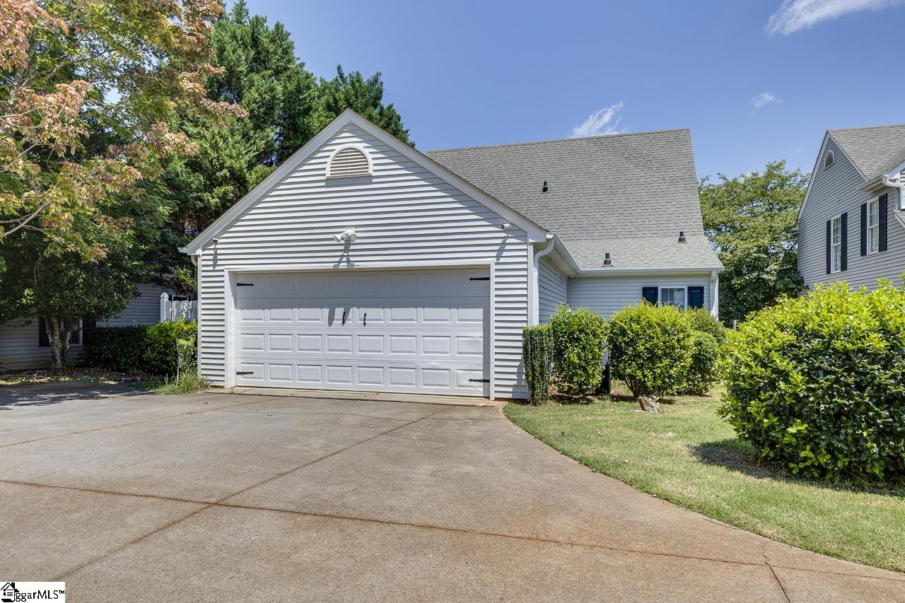1010 Meehan Way Property Photo 39