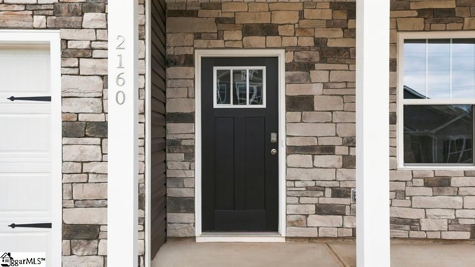 2160 Springview Court Property Photo 4
