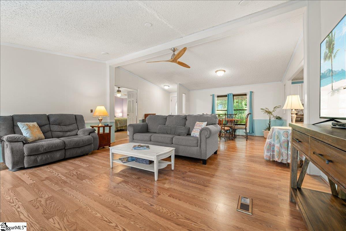 414 South Cove Road Property Photo 8