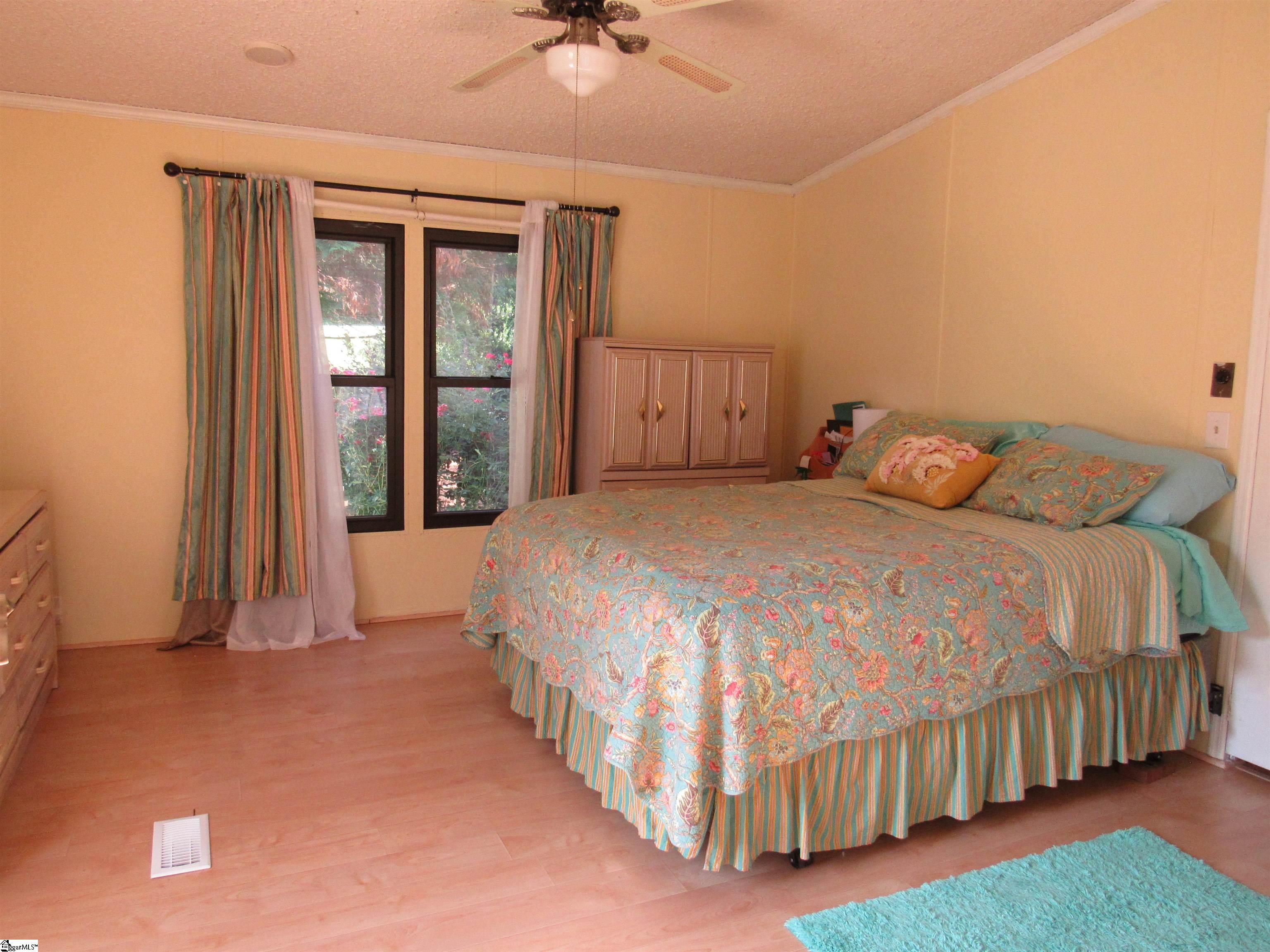 414 South Cove Road Property Photo 19